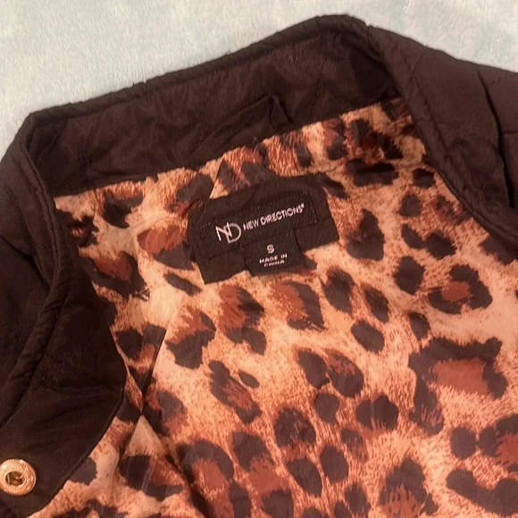 Brand New “New Directions” Black/Leopard Vest - Picture 2 of 8